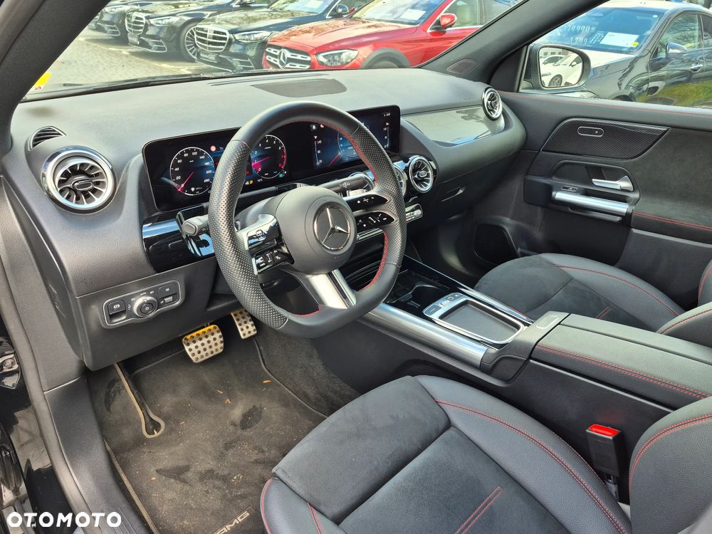 Mercedes-Benz GLA 200 AMG Line - 15
