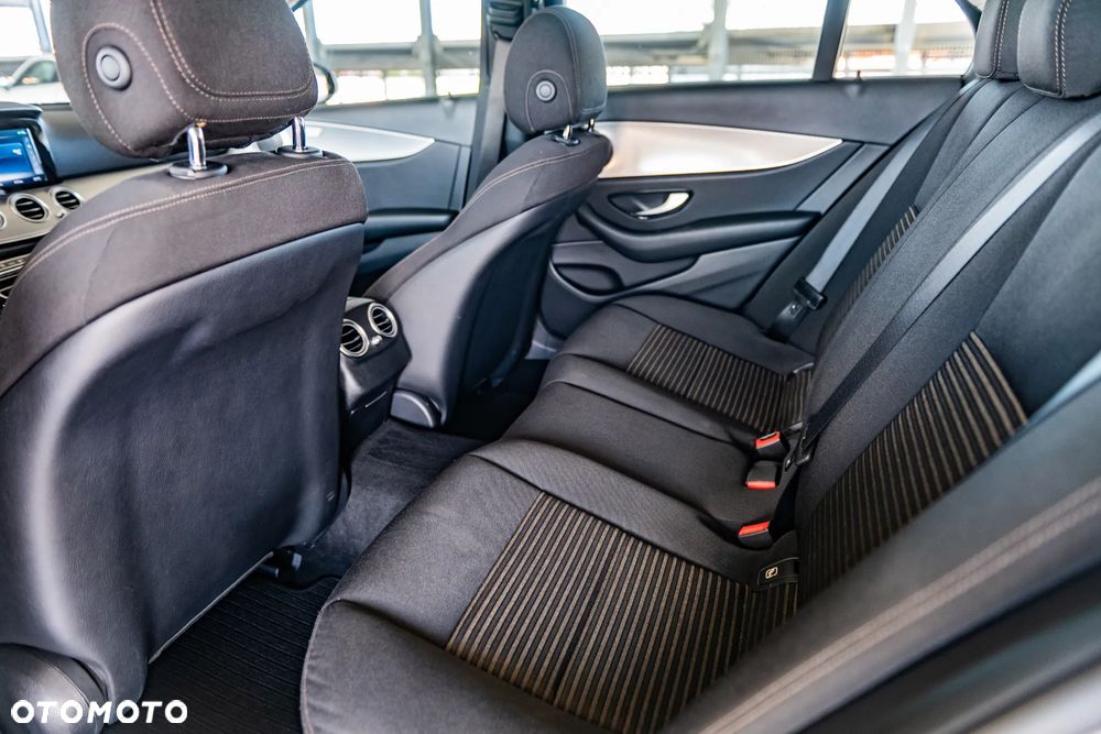 Mercedes-Benz Klasa E 350 BlueTEC 9G-TRONIC Avantgarde - 4