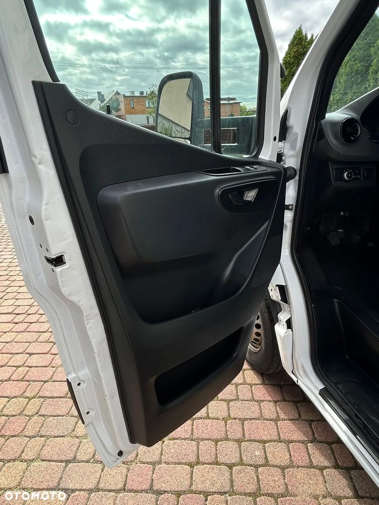 Mercedes-Benz sprinter - 12