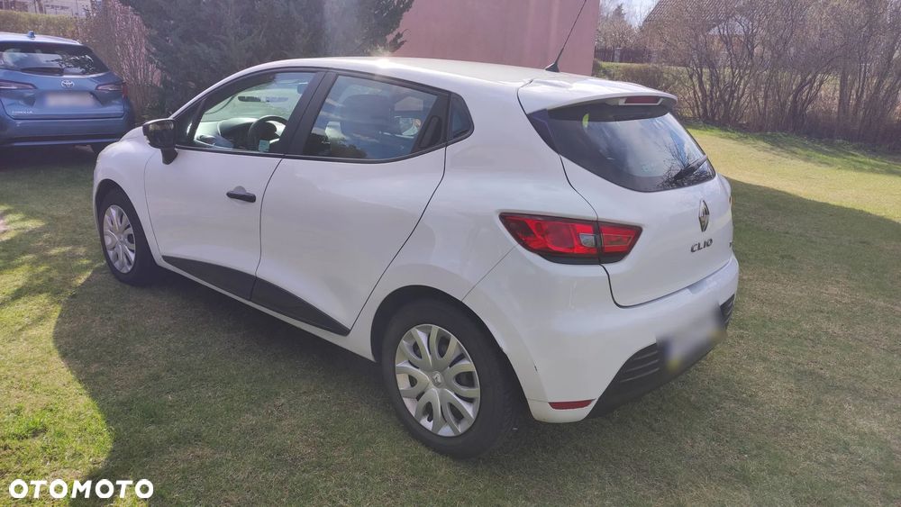Renault Clio - 6