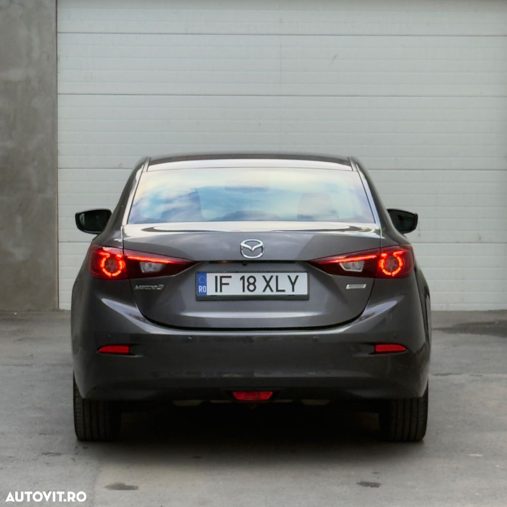 Mazda 3 G120 Revolution - 12