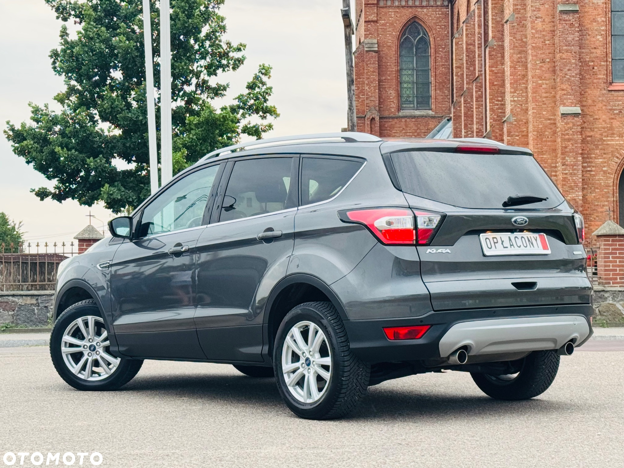 Ford Kuga 1.5 EcoBoost FWD Graphite Tech Edition - 4