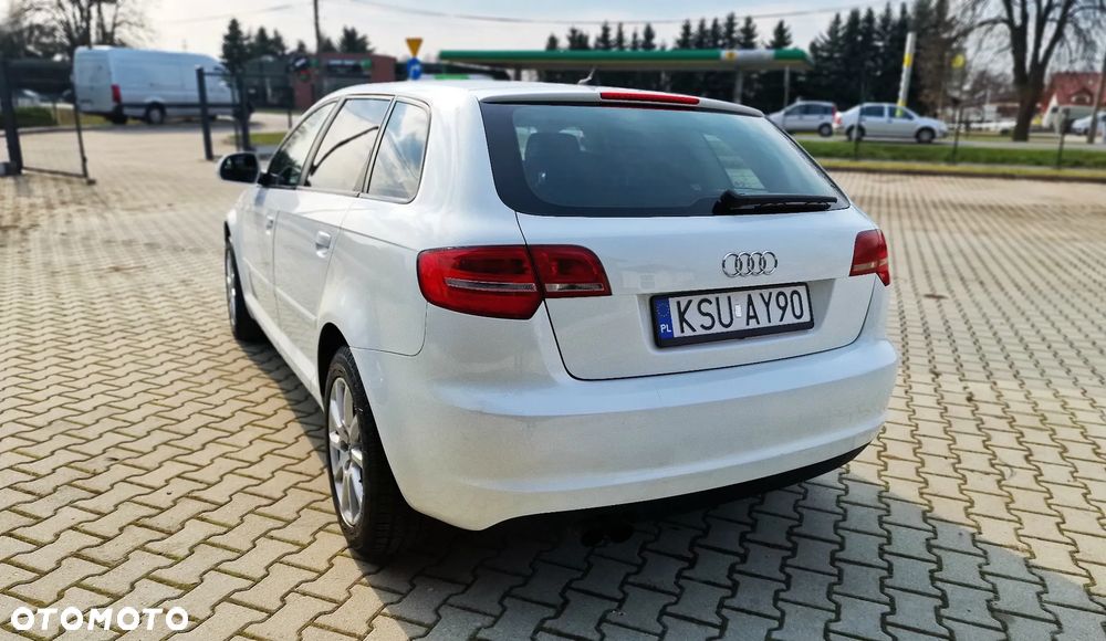Audi A3 Sportback 2.0 TDI DPF Quattro Attraction - 6