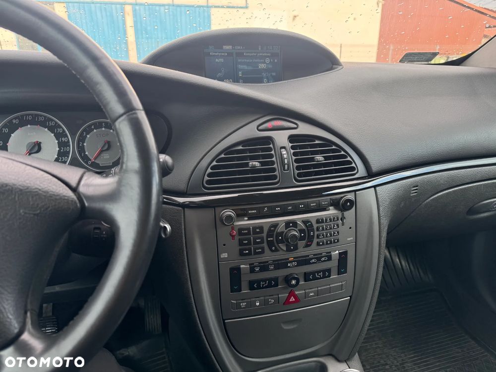 Citroën C5 HDi 135 Exclusive - 10
