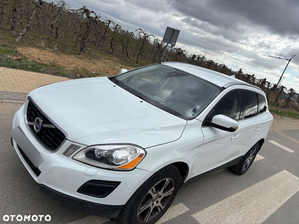 Volvo XC 60 D3 Momentum - 1