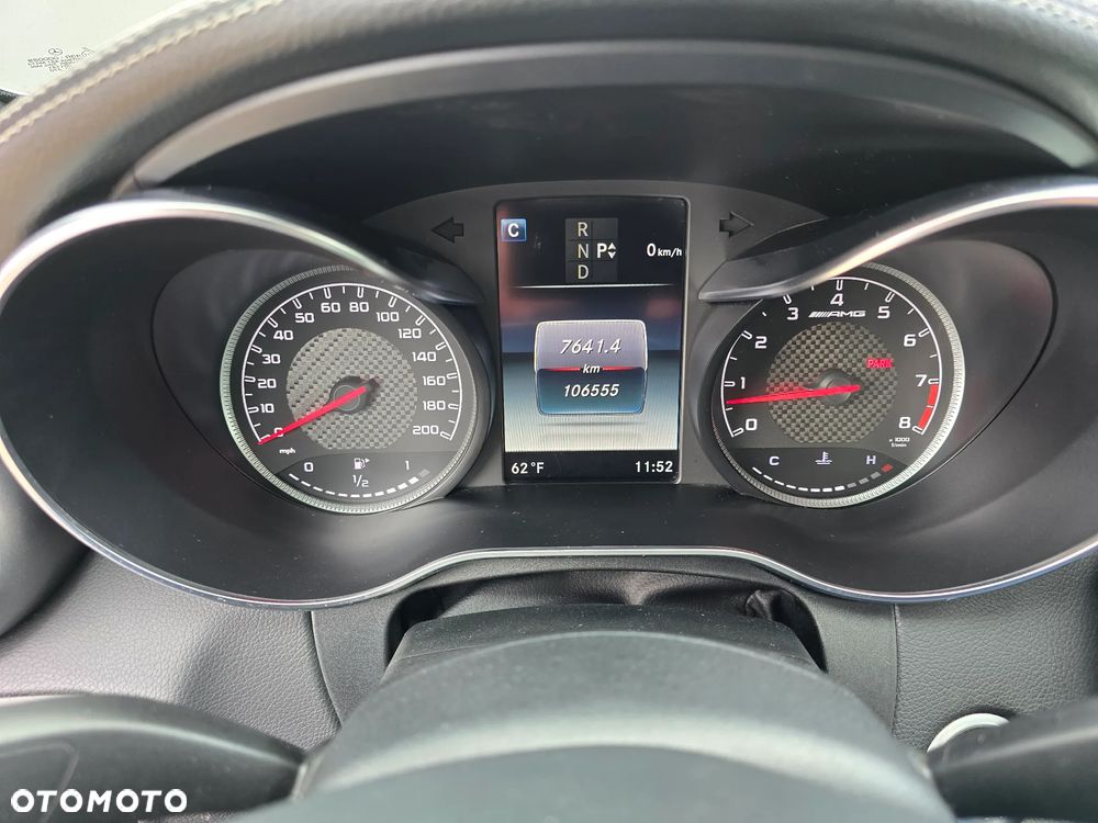 Mercedes-Benz Klasa C AMG 63 AMG Speedshift 7G-MCT - 22