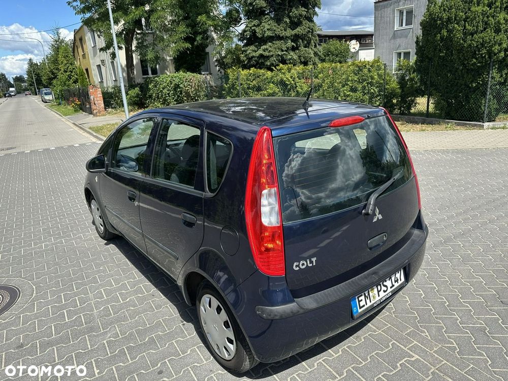 Mitsubishi Colt - 6