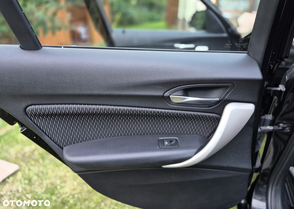 BMW Seria 1 118i - 13