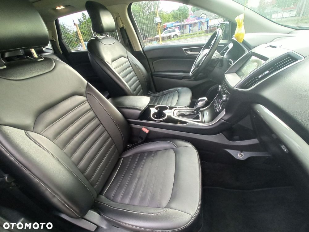 Ford Edge - 11