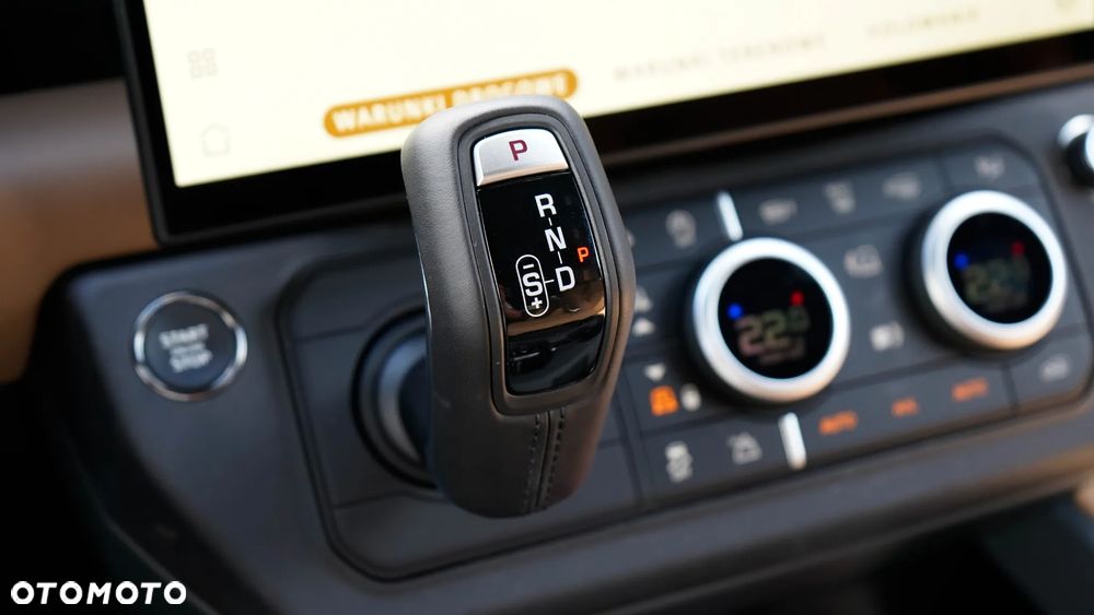 Land Rover Defender 3.0 D350 mHEV X-Dynamic HSE - 22