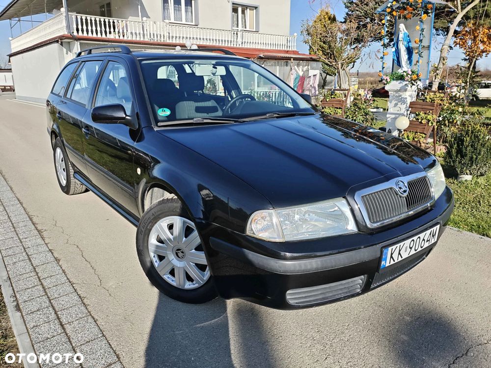 Skoda Octavia 1.6 Tour - 6