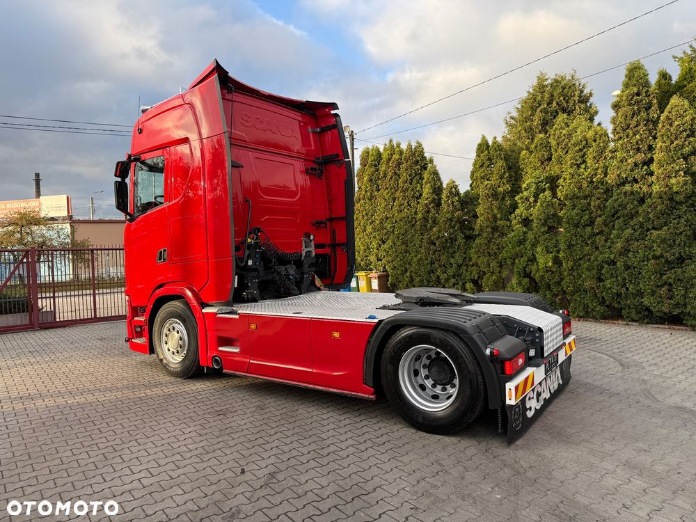 Scania - 16