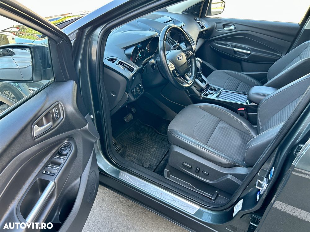 Ford Kuga 2.0 TDCi 4x4 Aut. Titanium - 10