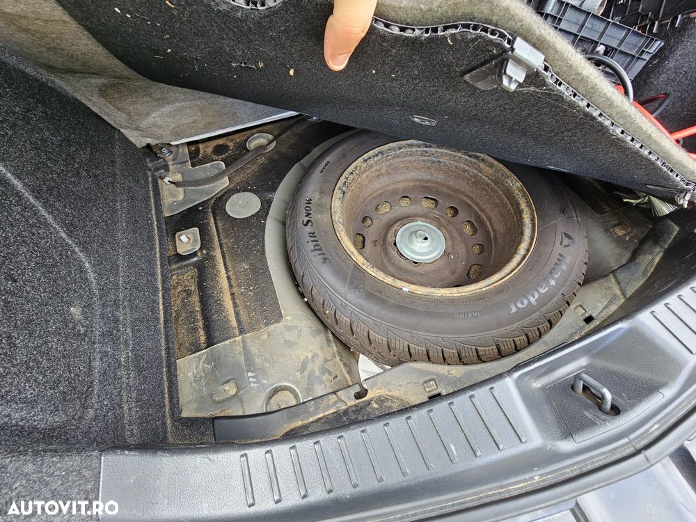 Mazda 3 1.6 MZ-CD DPF High-Line - 22