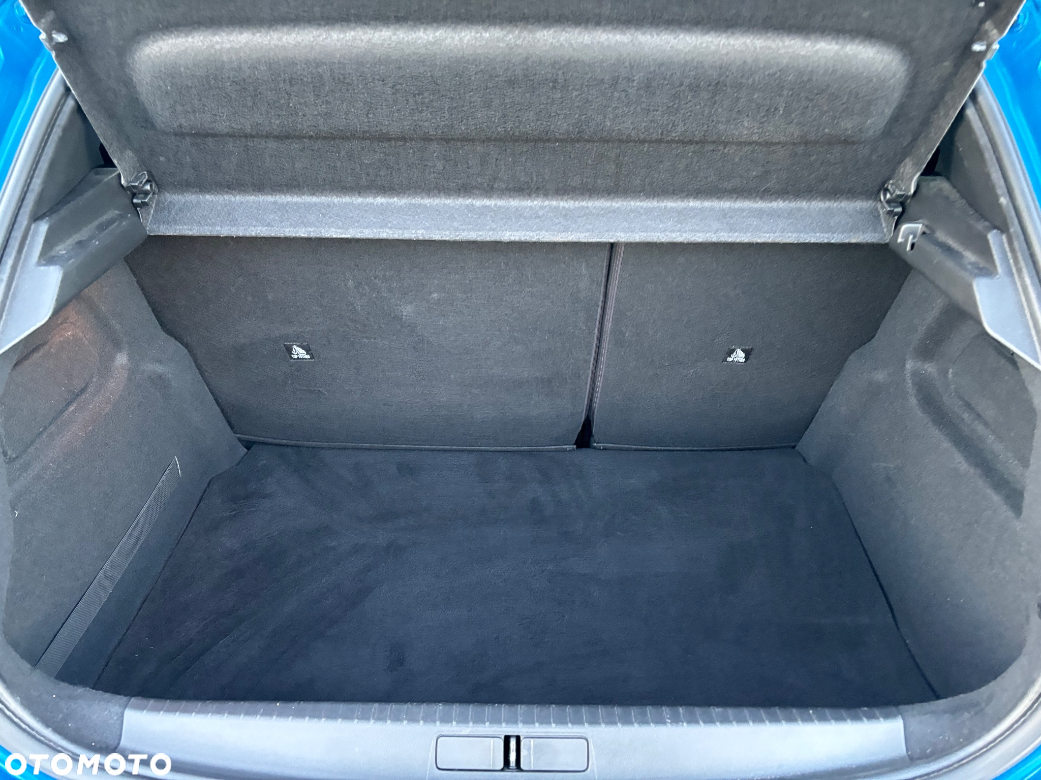 Peugeot 208 1.2 PureTech Allure S&S EAT8 - 23