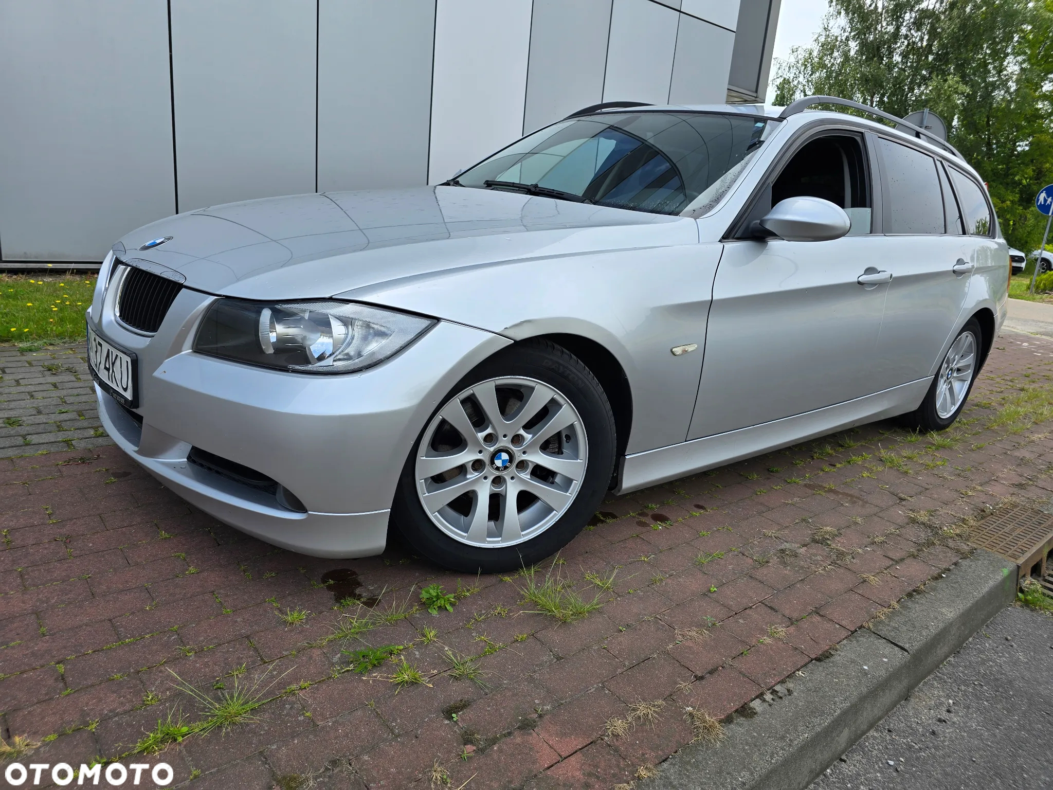 BMW Seria 3 320i Touring - 26