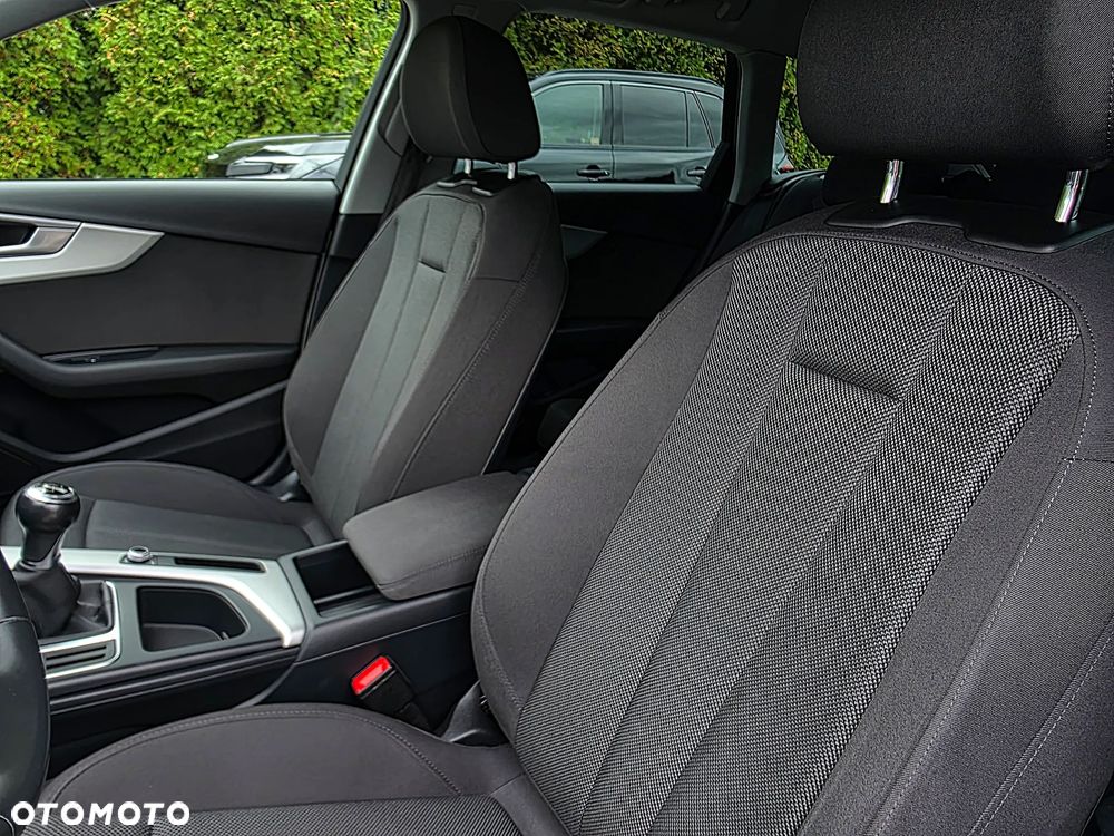 Audi A4 Avant 2.0 TDI - 34