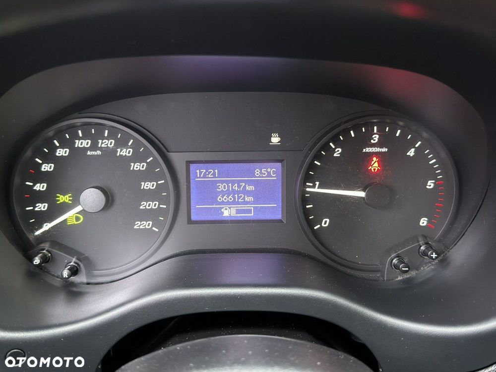 Mercedes-Benz Vito - 18