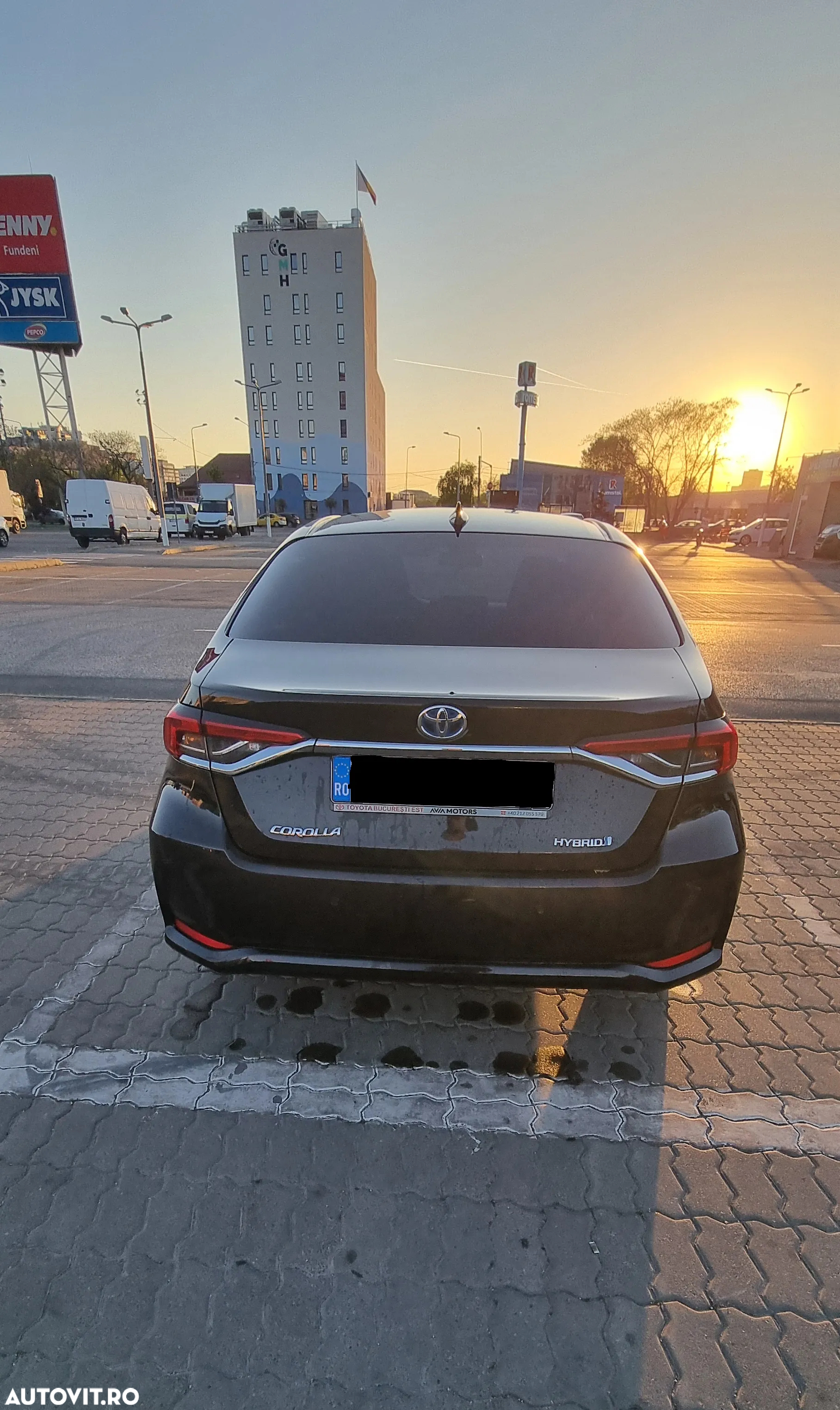 Toyota Corolla 1.8 HSD Business - 9