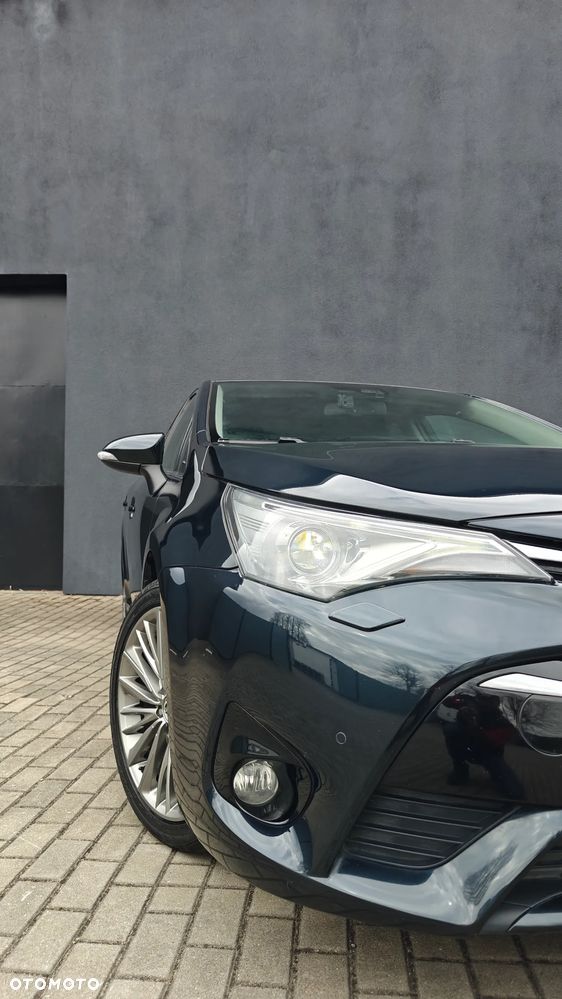 Toyota Avensis 2.0 D-4D Prestige - 15