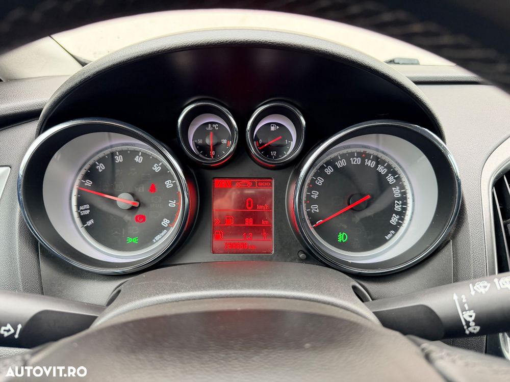 Opel Astra 1.4 Turbo ECOTEC Enjoy - 28