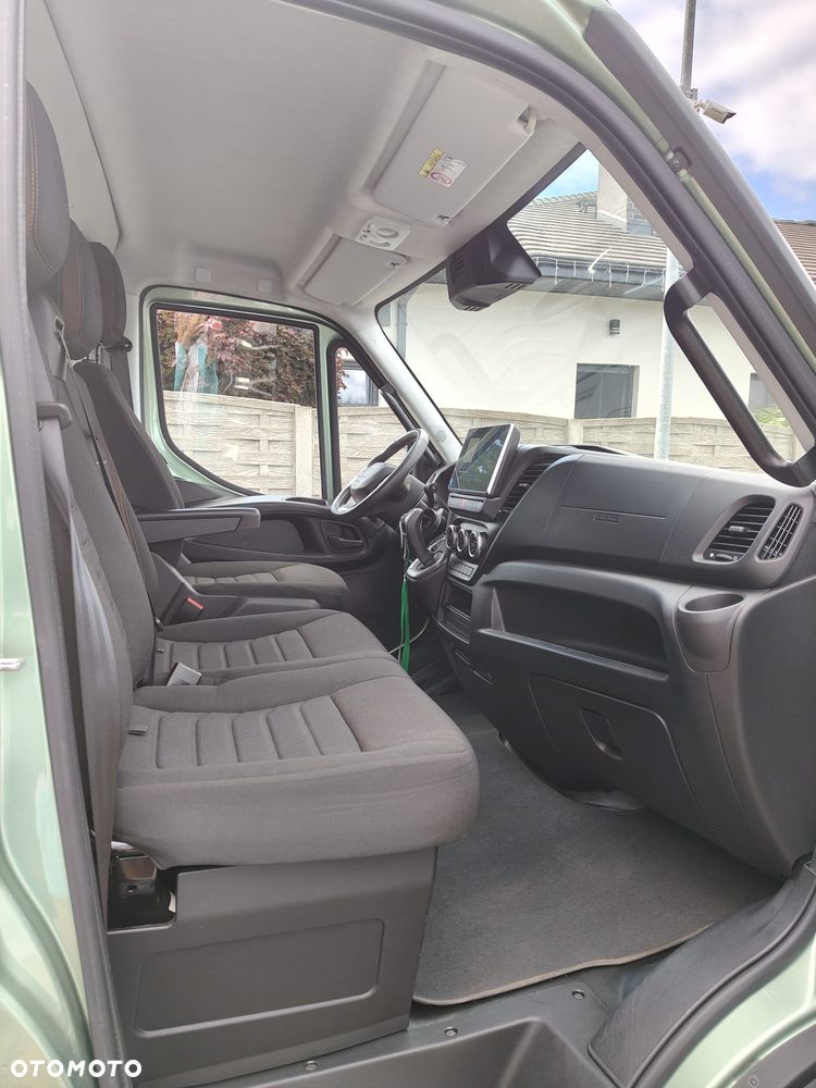 Iveco DAILY - 7