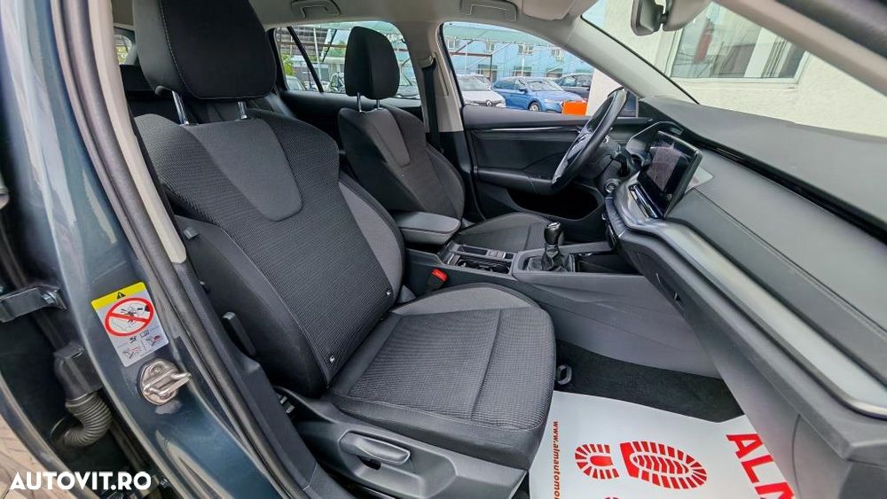 Skoda Octavia 2.0 TDI Premium Edition - 12