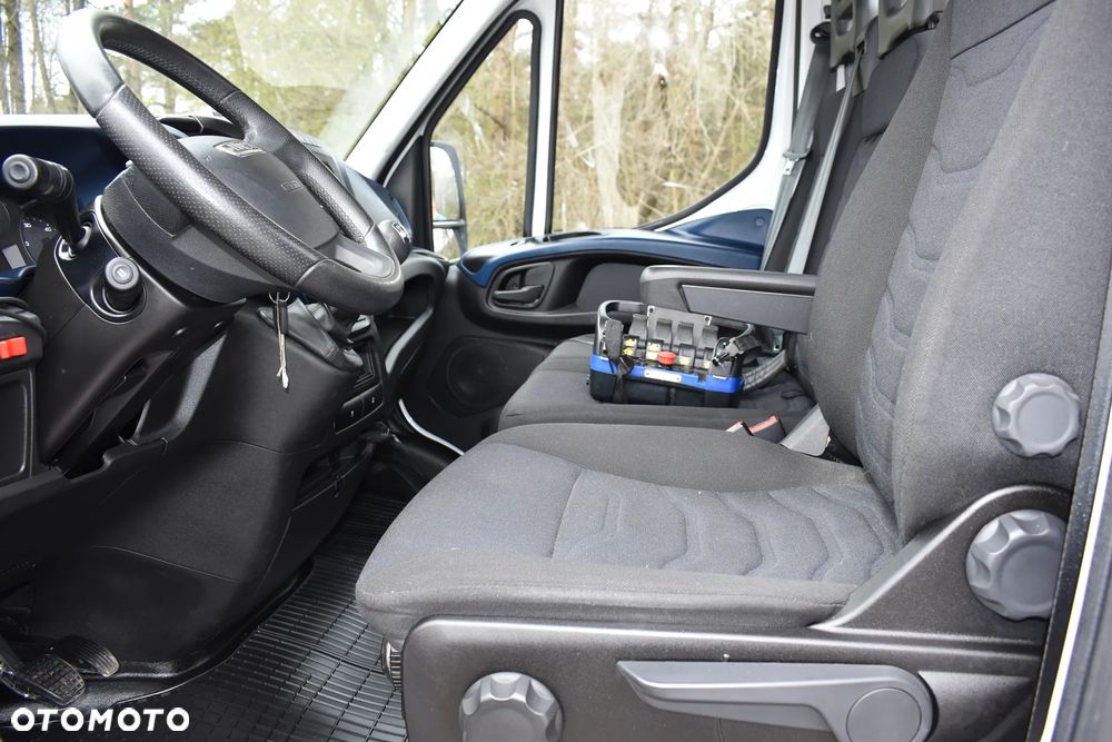 Iveco 35C16 HDS/ ŻURAW FASSI F40 STEROWANIE RADIOWE/NISKI PRZEBIEG - 12