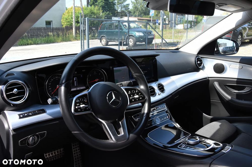 Mercedes-Benz Klasa E 220 d 4Matic All-Terrain 9G-TRONIC Avantgarde - 13