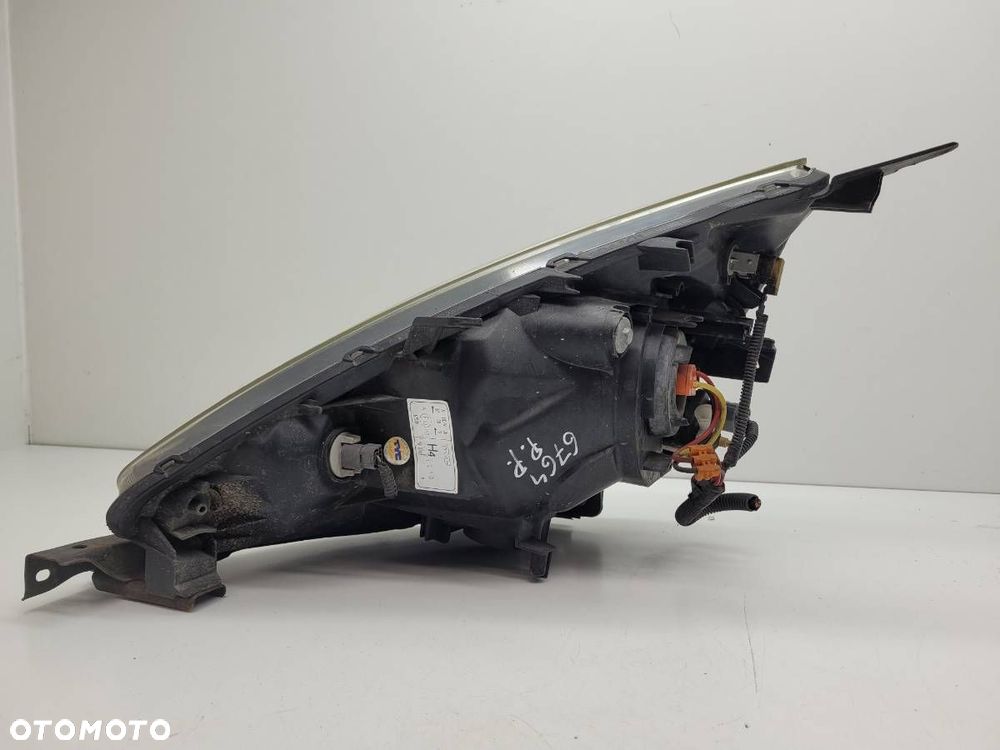 LAMPA PRZÓD PRAWA HONDA JAZZ II EUROPA 2005 - 3