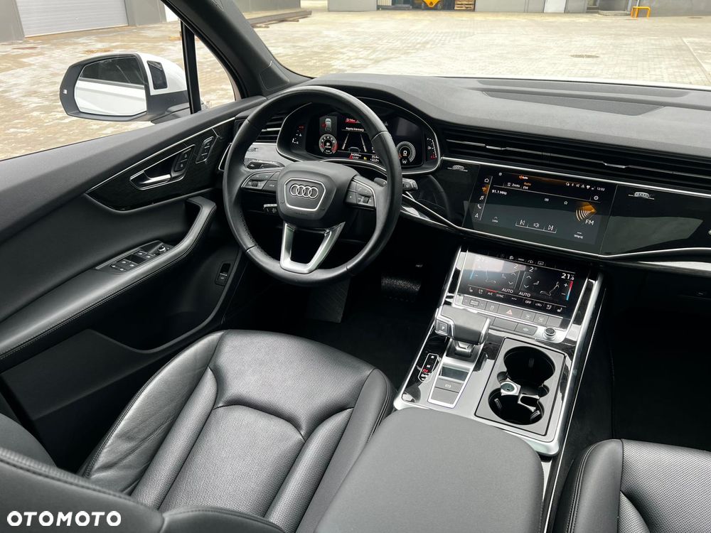 Audi Q7 55 TFSI quattro tiptronic - 12