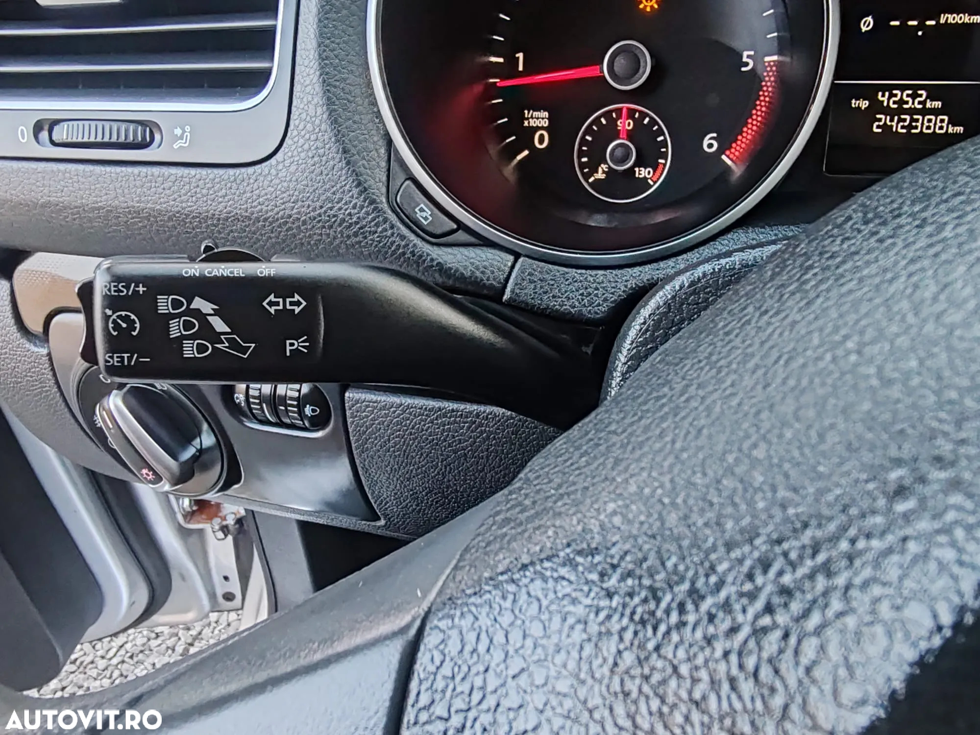Volkswagen Golf - 13