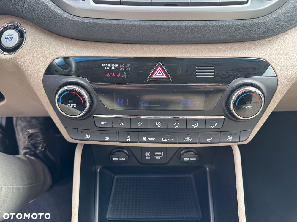 Hyundai Tucson 2.0 CRDI BlueDrive GO Plus 2WD - 23