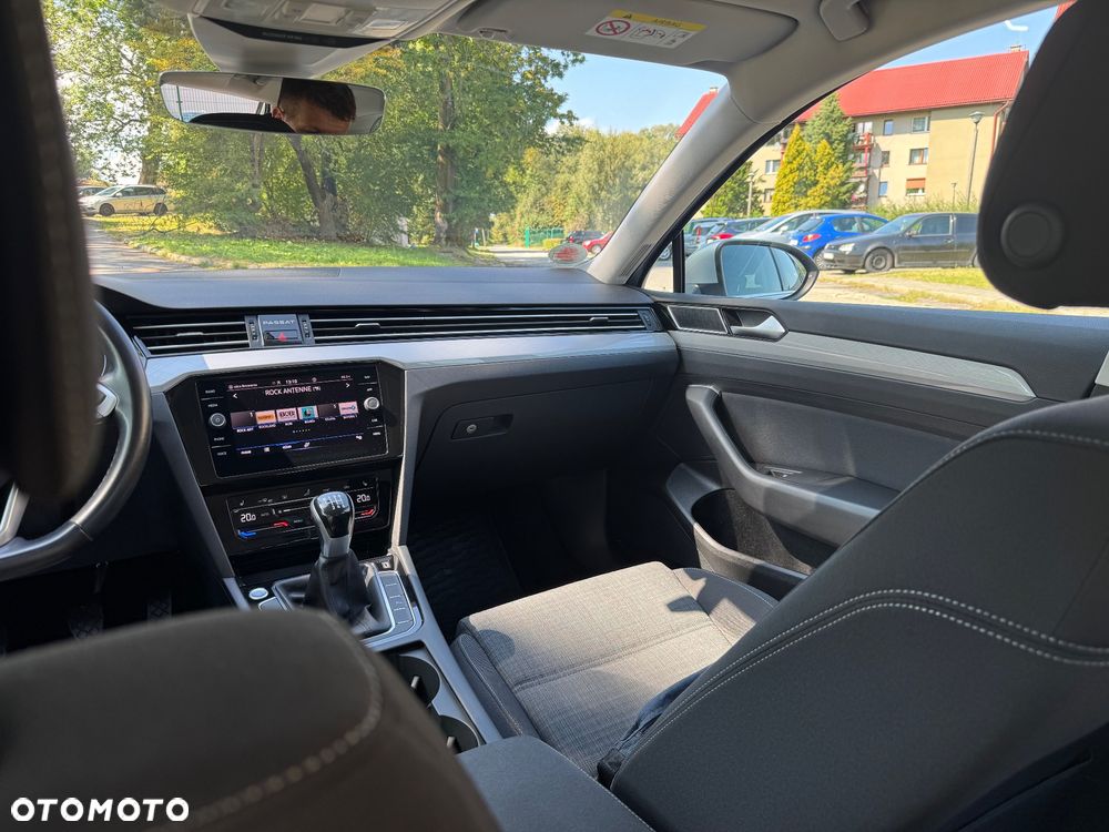 Volkswagen Passat - 7