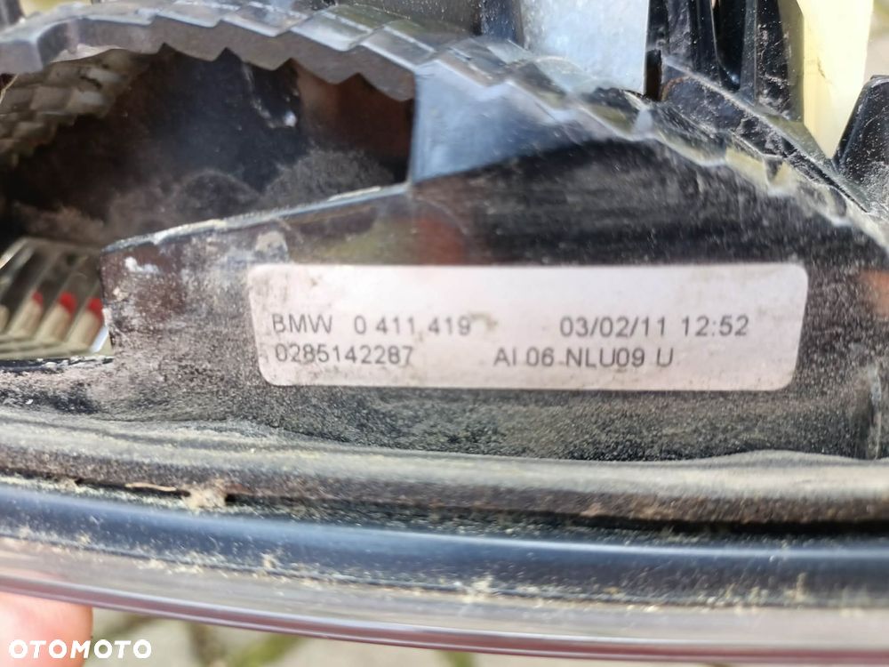 Lampa tył tylna lewa w klapę BMW E91 black Line Oryginał 0411419 - 4