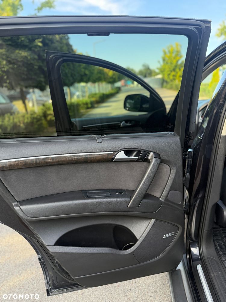 Audi Q7 3.0 TDI DPF Quattro Tiptronic - 23