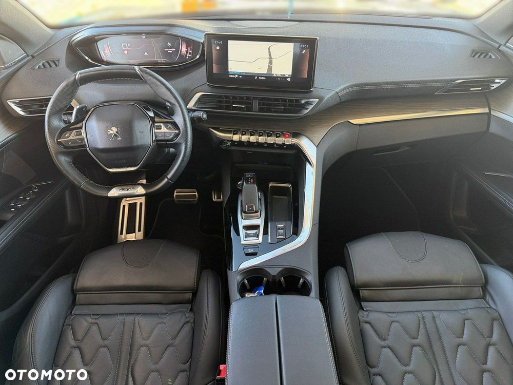Peugeot 5008 - 17