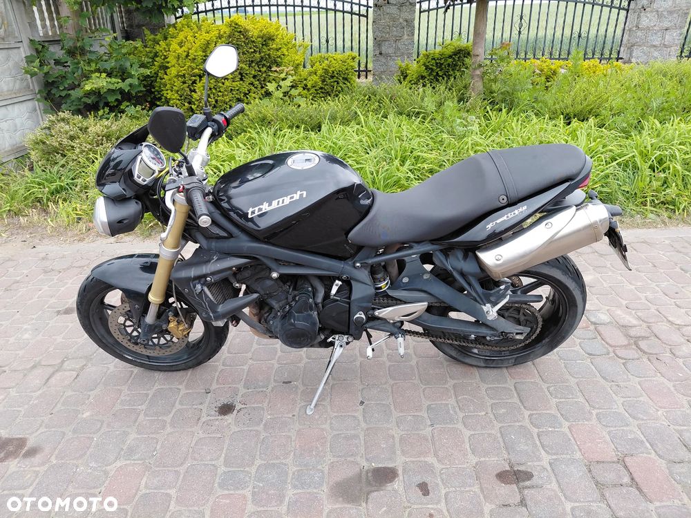 Triumph Street Triple - 2