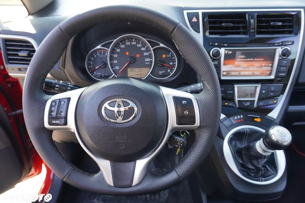 Toyota Verso S - 18