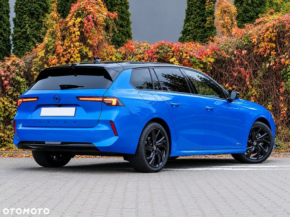 Opel Astra 2023 photo 4