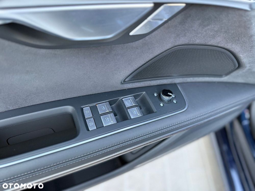 Audi A8 55 TFSI mHEV Quattro Tiptr - 19