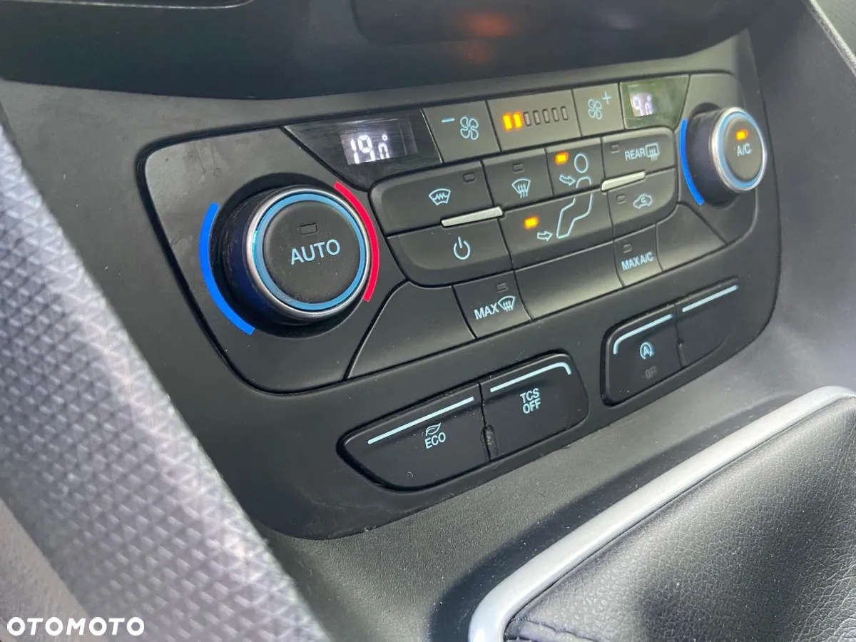Ford Tourneo Connect 1.5 EcoBlue Trend - 22