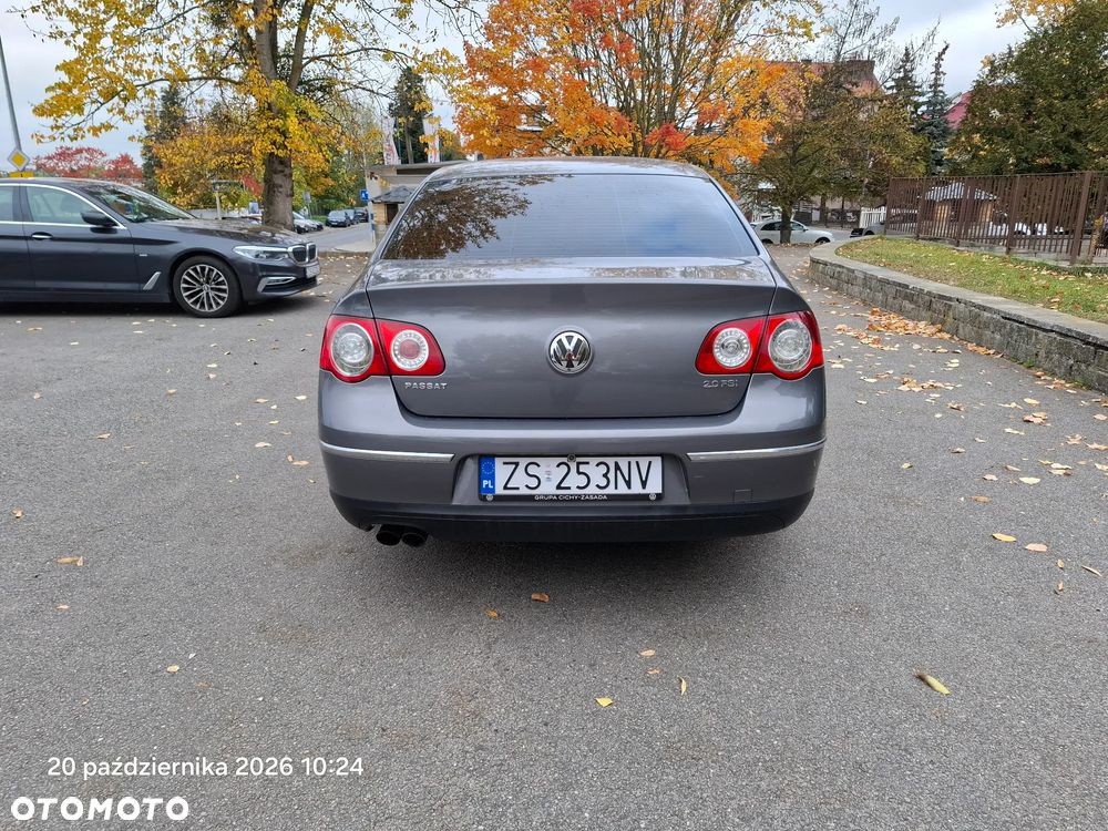 Volkswagen Passat 2005