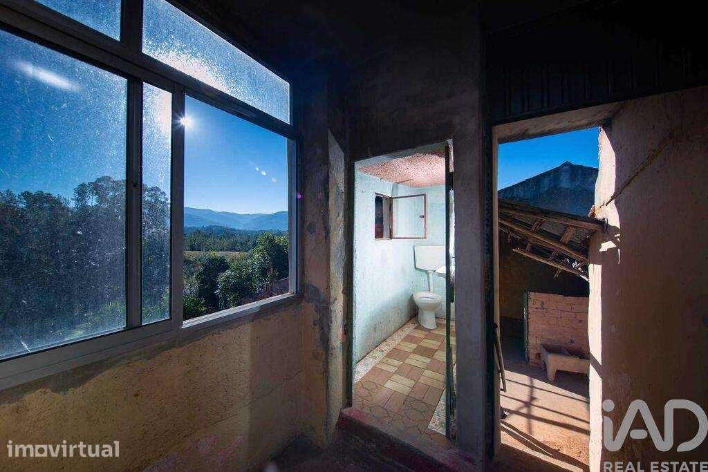 Casa / Villa T2 em Miranda do Corvo de 188 m2 - Grande imagem: 5/29