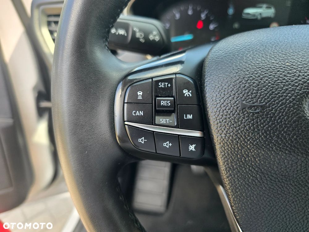 Ford Focus - 27