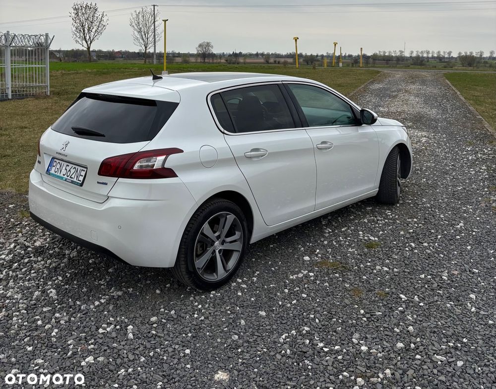 Peugeot 308 BlueHDi FAP 150 EAT6 Stop & Start Allure - 4