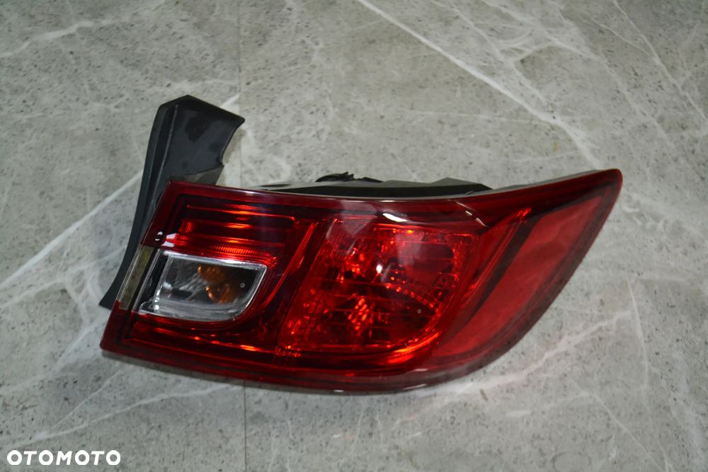 RENAULT CLIO IV HB LAMPA TYŁ TYLNA PRAWA W BŁOTNIK 265506608R ORYGINAŁ - 2
