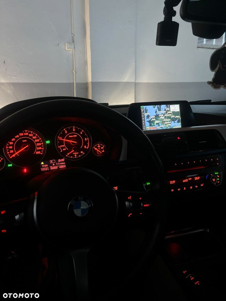 BMW Seria 3 - 29