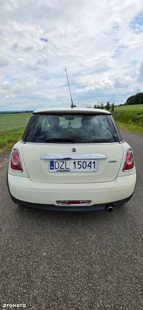 MINI ONE - 9