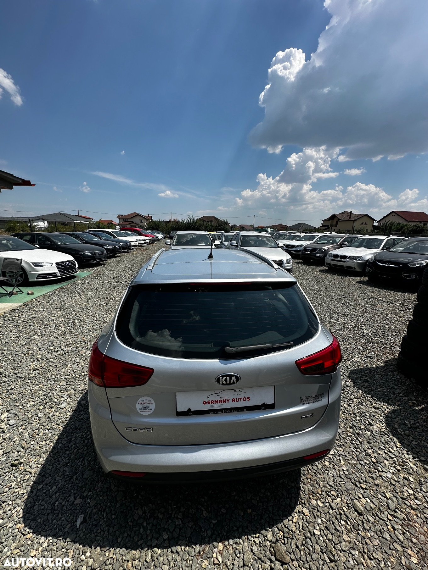 Kia Ceed - 10